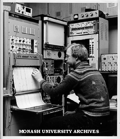 Dr Glenn Bowes working in Research Centre for Early Human Development at Queen Victoria Medical Centre