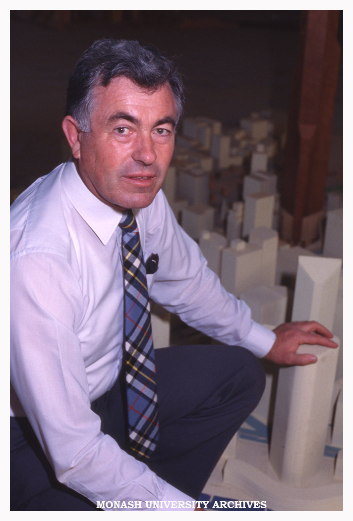 Professor Bill Melbourne, Professor of Fluid Mechanics