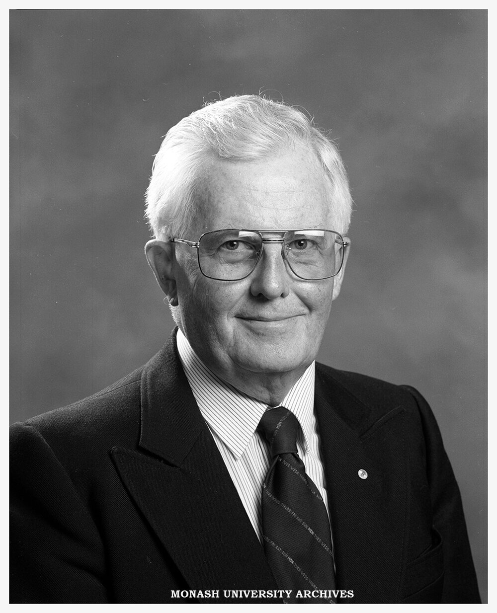Professor of Genetics, Bruce Holloway