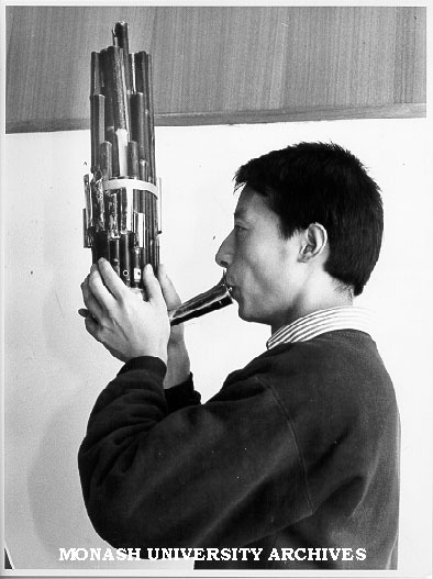 Wang Zheng Ting playing sheng at concert of Japanese contemporary music