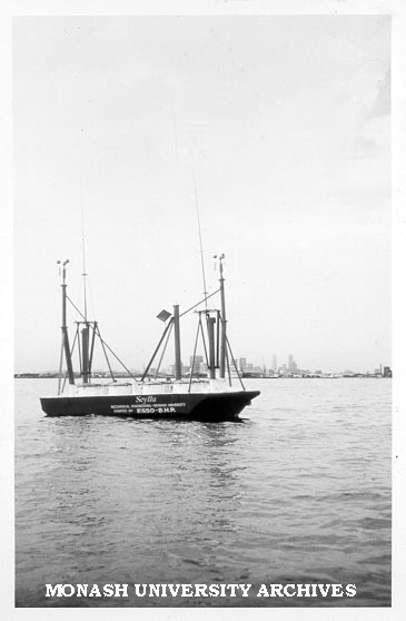 Floating instrument platform - Scylla - in Hobson's Bay