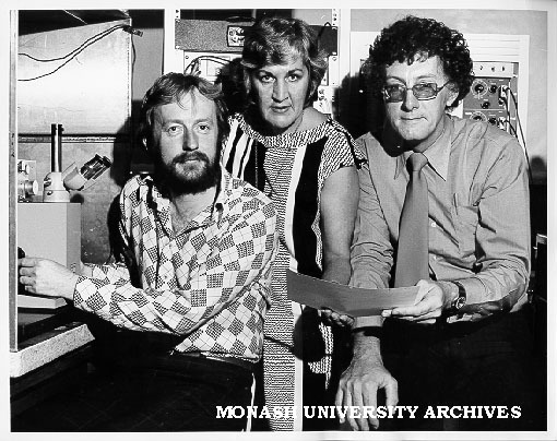 Research team investigating gastrointestinal nerves, from left: Dr Robert Bywater, Professor Mollie Holman and Dr Grahame Taylor