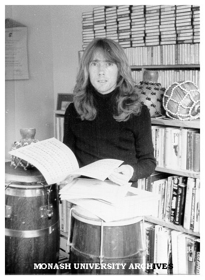 Tutor Denis Close tutor with sheet music donated by Fermato do Brasil