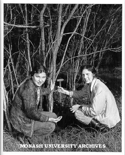 Research assistant Sue Costain (left) and botanist Dr Ann Lawrie studying nodule systems in native plants