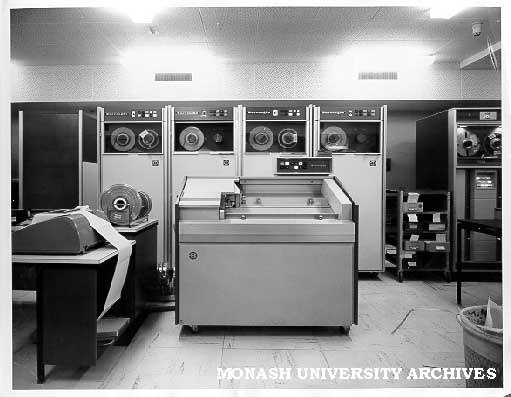 Computer Centre B5500 computer