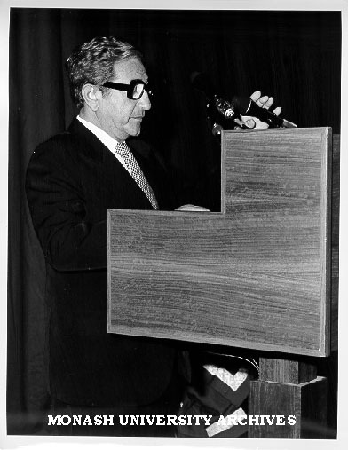 Mr Henry Krongold speaking at opening of Dinah and Henry Krongold Centre for Exceptional Children