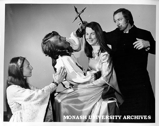 Cast of 'The Lady's not for Burning'