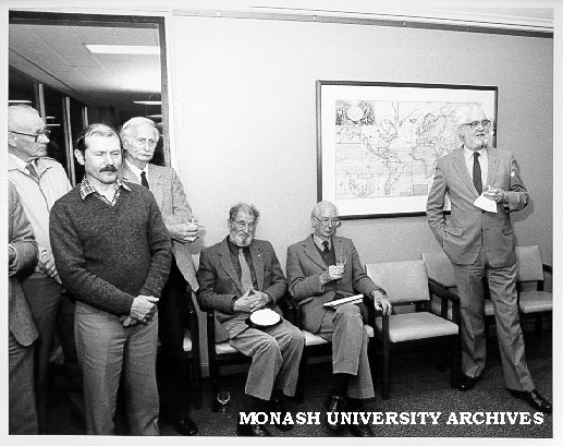 Guests at the farewell gathering for University Librarian Mr Brian Southwell in the Conference Room of the Main Library