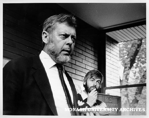 Dr Hugh de Witt at Peace Studies Network seminar