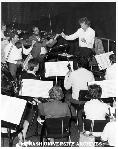 Hubert Soudant rehearsing Melbourne Symphony Orchestra