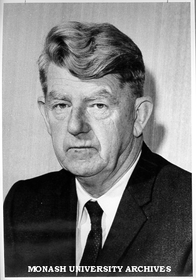 Sir Hugh Ennor, honorary Doctor of Medicine