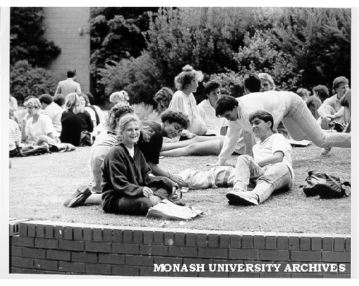 Students on lawn in forum