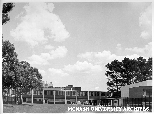 Science buildings with lecture theatres at right, 20 November 1961