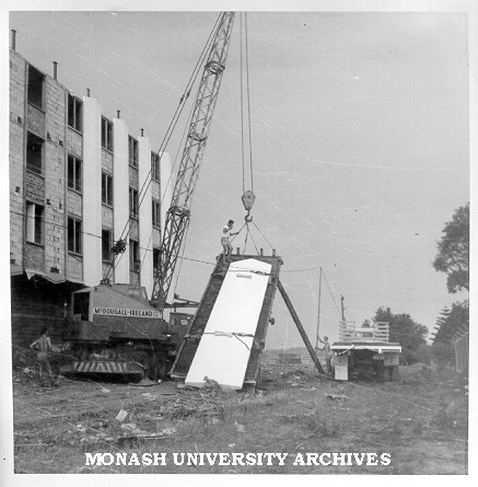 Lifting slab for Deakin Hall, 16 January 1962
