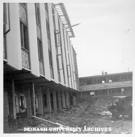 Deakin Hall under construction, 16 January 1962