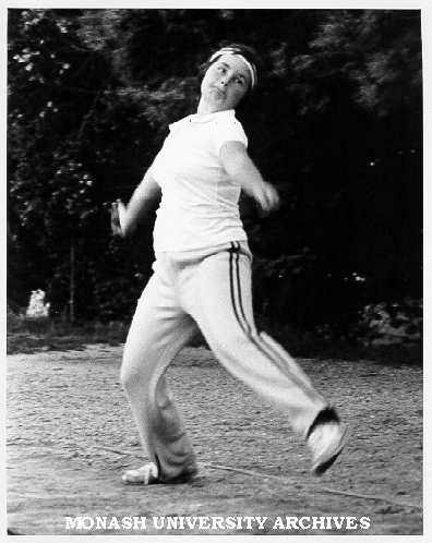 Lynne O'Brien, C Grade cricket bowler