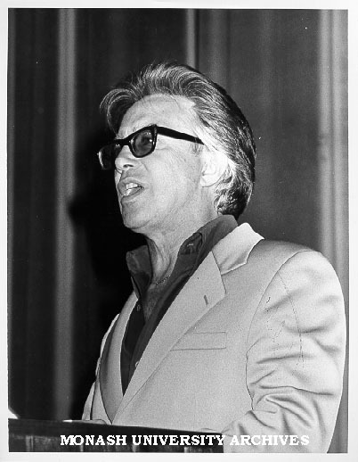 Former Premier of South Australia Mr Don Dunstan delivering Oscar Mendelsohn Lecture