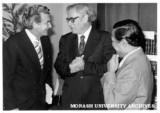 Professor C. G. Weeramantry (right), Chancellor Sir Richard Eggleston and Bob Hawke