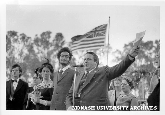 Student theatre tour in Echuca