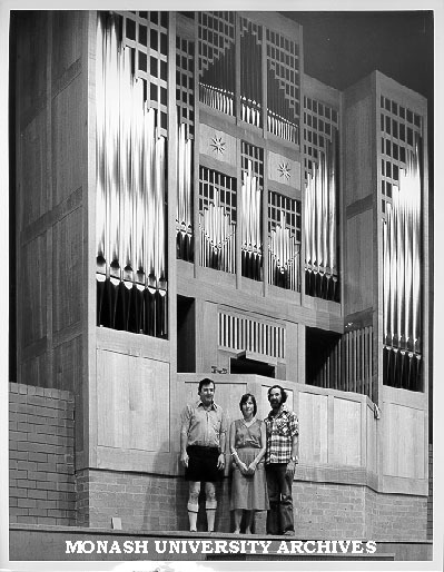 Jurgen and Ruth Ahrend and Director of Robert Blackwood Hall Dr Ian Hiscock, in front of organ