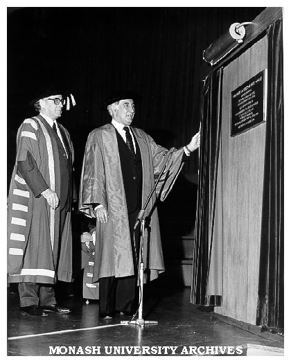 Governor General Sir Zelman Cowen unveiling plaque at inauguration of Louis Matheson Pipe Organ with Chancellor Sir Richard Eggleston