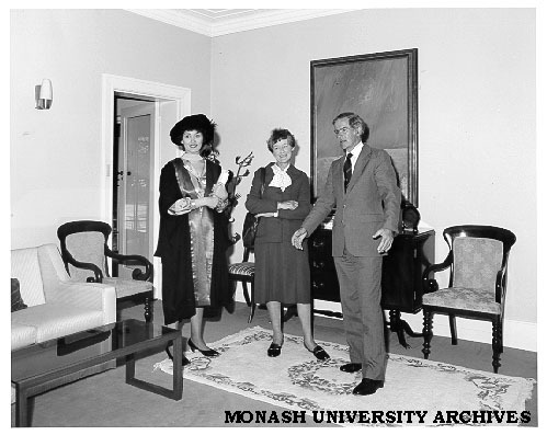 Graduate Ros Smith (left) and mother Mrs Jean O'Shea visiting their former home, the Vice-Chancellor's house