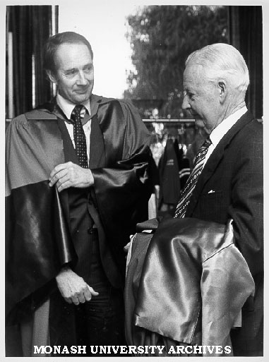 Robert Brown, Doctor of Engineering (left) and Howard Wills, Doctor of Engineering (honoris causa)