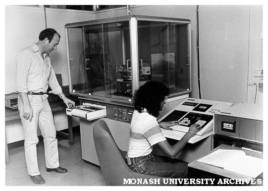 School of Applied Science X-ray diffraction machine.Physics lecturer Dr John Davis and student Malini Tharumalingam