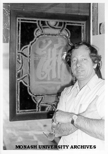 Lecturer in glass studies Klaus Zimmer