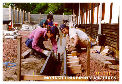 Laying edging, Japanese Garden