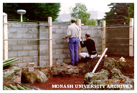 Constructing Kenninji style fence, Japanese Garden