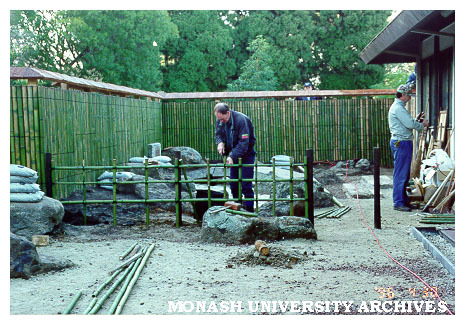 Constructing Yotsume style fence, Japanese Garden