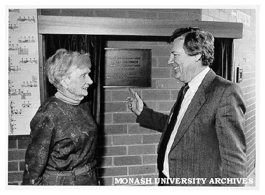 Vice-Chancellor Professor Mal Logan and Sister Elizabeth Burchill unveiling of plaque donated to Roberts Hall