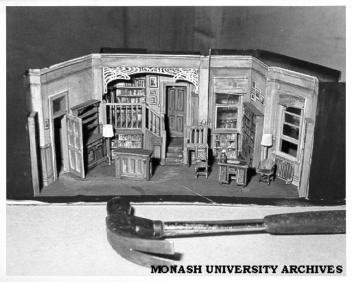 Set design for 'Down an Alley Filled with Cats', by Graham McGuffie