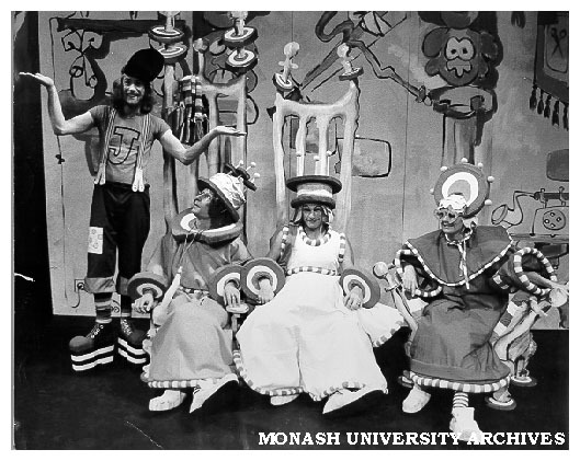 Scene from 'Giant John' with Franciscus Henri (far left) as Giant John