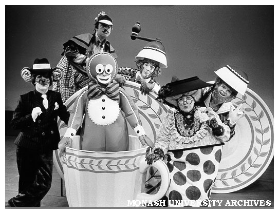 Cast of 'The Gingerbread Man'