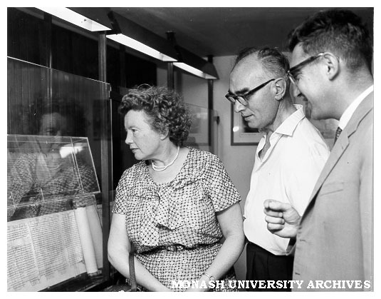 Dr Louis Matheson (centre) and wife Audrey at Hebrew University of Jerusalem