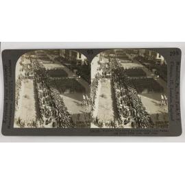 Fighters who broke the Hindenburg line parading down Fifth Ave. New York