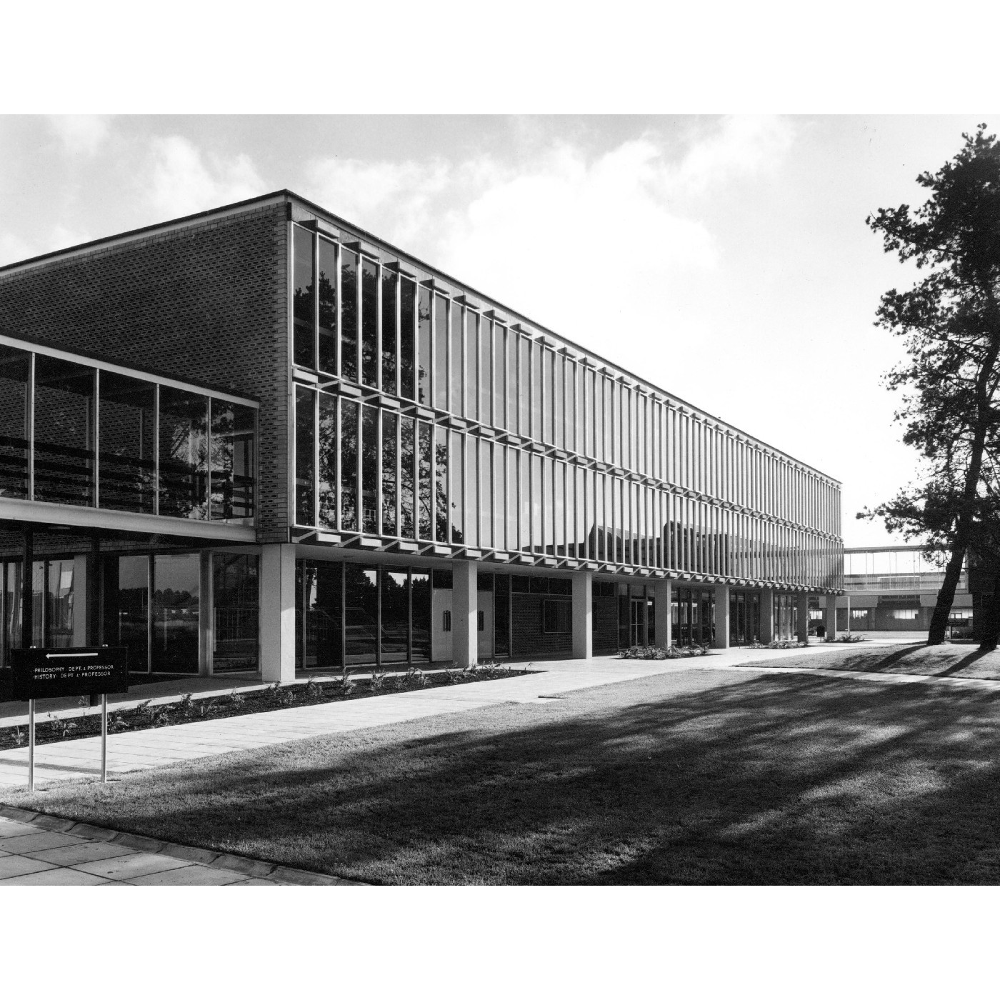 Hargrave-Andrew Library