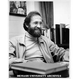 Dr William Foddy of Department of Anthropology & Sociology