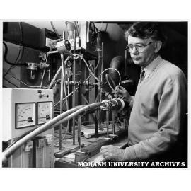Associate Professor Reg McPherson operating plasma spherodisation apparatus