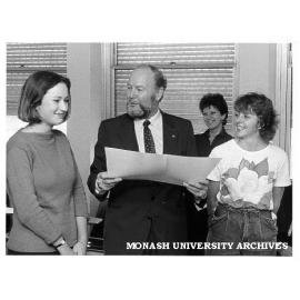 Joint Goethe Prize winners Connie Boblin (left) and Lisa Banks (right) with Consul General of Germany Dr Karl-Heinz Scholtyssek