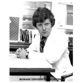 Dr John Maloney, Queen Victoria Hospital