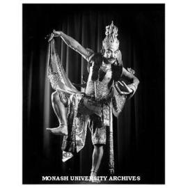 Senior tutor Poedijono as demon-king Ravana