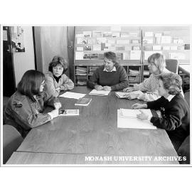 Meeting to develop course for Centre for Women's Studies. Pauline Nestor (English, left), Anne Edwards, Jan van Bommel, Ulla Svensson (all from Sociology) and Alba Romano (Classical Studies)