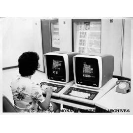 Trainee operator Gabriella Bonnine scheduling jobs for B-6700 computer