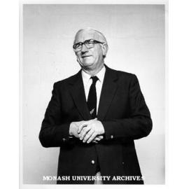 Deputy Warden of Union, Mr Doug Ellis, at celebration of 21 years with Monash