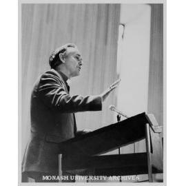 Anglican Archbishop of Melbourne David Penman speaking at university service