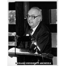 Bishop Karoly Toth, Vice-President of Reformed World Alliance, speaking at Peace Studies Network seminar