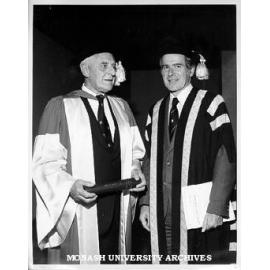 Honorary Doctor of Laws Sir Henry Winneke (left), with Vice-Chancellor Professor Ray Martin